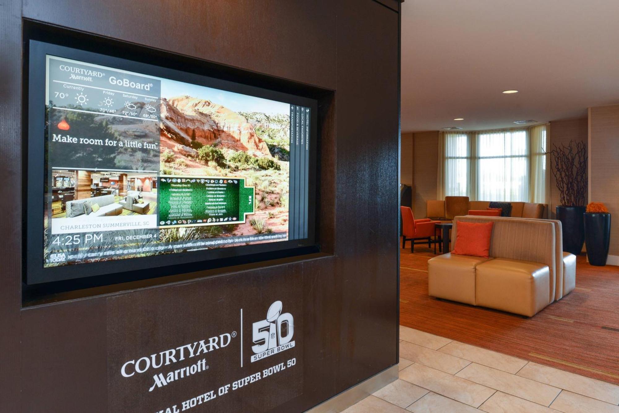 מלון Courtyard לארדו מראה חיצוני תמונה